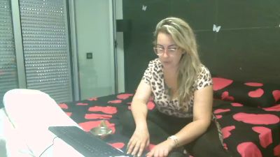 gatitaclau webcam model stream image