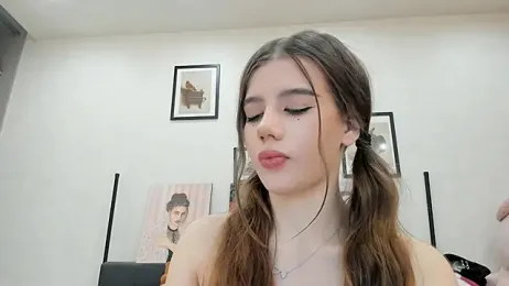 dolly_ll webcam stripchat model stream image