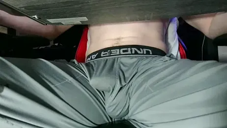 Dick_and_muscles webcam model stream image