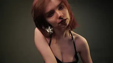 ginger_hugs webcam stripchat model stream image