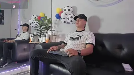 Cristopher_strong webcam model stream image