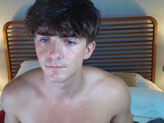 Pierce Bailey webcam model stream image
