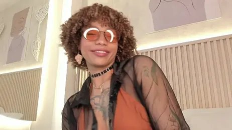 daiana_curly webcam stripchat model stream image