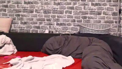 xHotmilf87x webcam model stream image