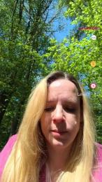 xHotmilf87x webcam model stream image
