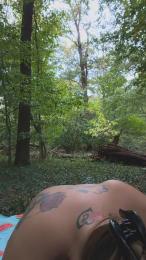xHotmilf87x webcam model stream image