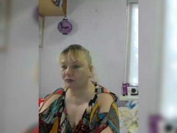 LucyAlexis webcam model stream image