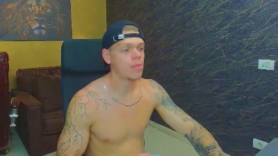 NicoTroy webcam model stream image