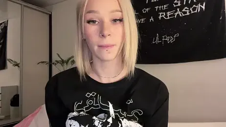 ur_molly webcam model stream image