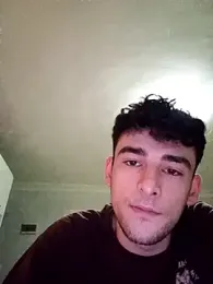 Yasinyasin7 webcam model stream image