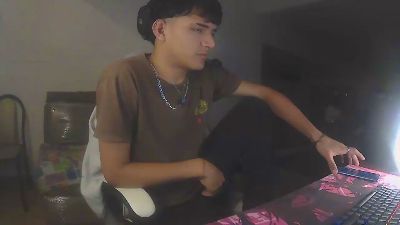 Kettitta webcam model stream image