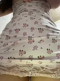 Lyna_wet webcam stripchat model stream image