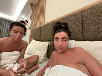 Cleoluxex webcam stripchat model stream image