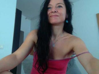 BluEyesBaby webcam model stream image