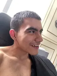 Alejandro_vega_ webcam model stream image