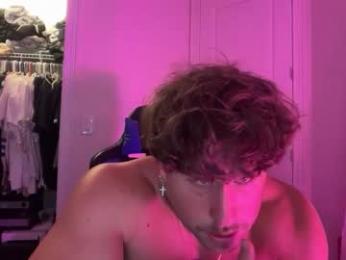 hungkingg22 webcam chaturbate model stream image