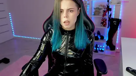 QueenAliceX webcam model stream image