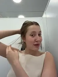 Sophie_Avory webcam model stream image