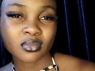 Evelyn Latson webcam model stream image