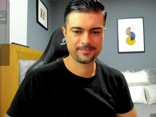 Wext webcam model stream image