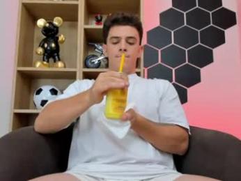 mikecooper_ webcam model stream image
