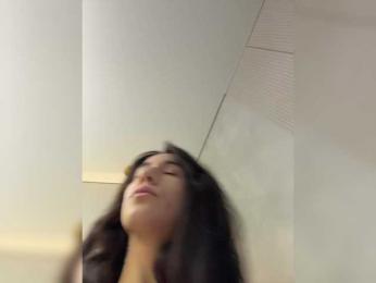 Adel9 webcam bongacams model stream image