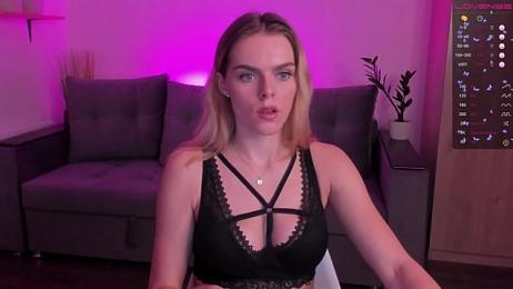 CharliSweet webcam stripchat model stream image
