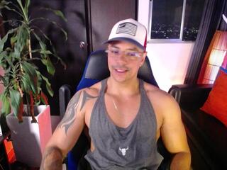 Sed webcam flirt4free model stream image