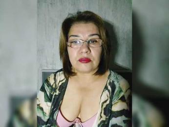 YourMommy0 webcam bongacams model stream image