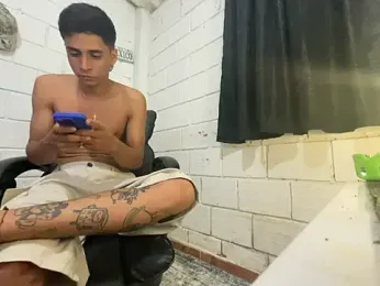 Max_TheHorseDick webcam model stream image