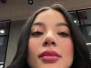 kiraalopez webcam model stream image