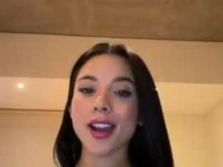 kiraalopez webcam camsoda model stream image