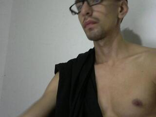 Leo Rome webcam model stream image