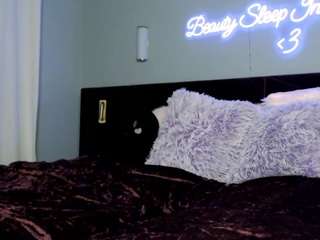 dreamyceline webcam model stream image