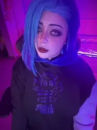 seraphine23 webcam model stream image