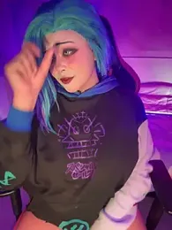 seraphine23 webcam stripchat model stream image