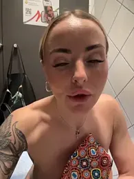 EmaSalis webcam model stream image