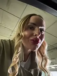 EmaSalis webcam model stream image