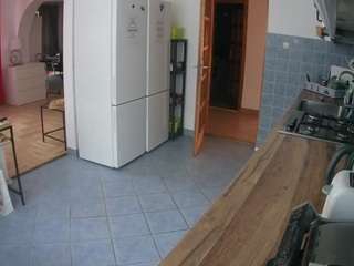 voyeurcam-julmodels-kitchen webcam model stream image