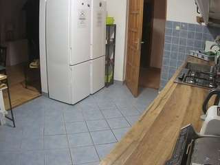 voyeurcam-julmodels-kitchen webcam model stream image
