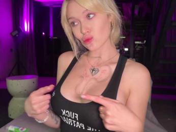 goldenalinee webcam model stream image