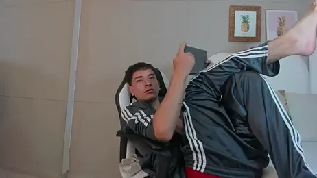 Thiago_2003_ webcam model stream image