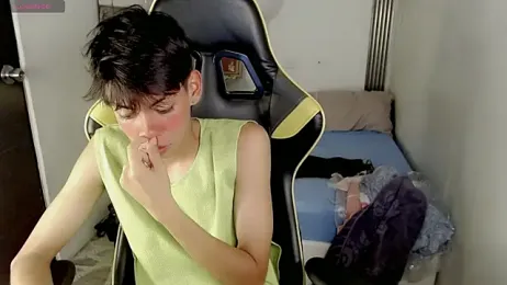 Liarr_ webcam model stream image