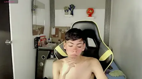 Liarr_ webcam model stream image