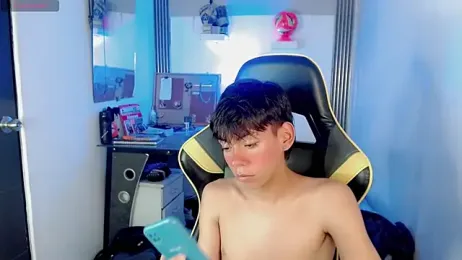 Liarr_ webcam model stream image