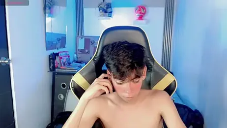Liarr_ webcam model stream image