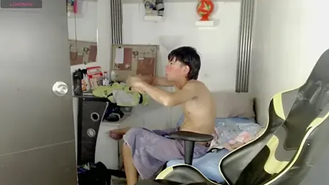 Liarr_ webcam model stream image