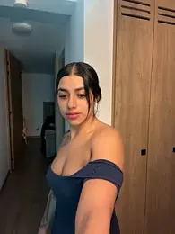 AlannaEvons webcam model stream image