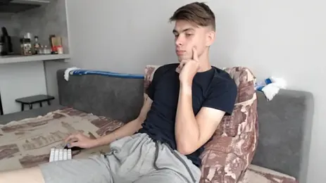 Student_Oliver webcam model stream image