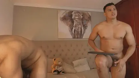 Maxi_and_Ares webcam model stream image